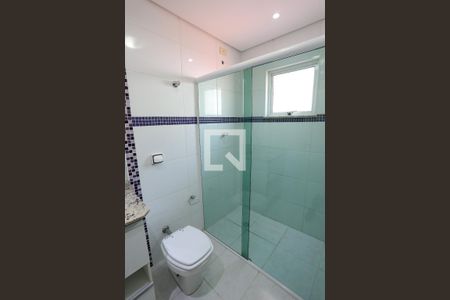 Casa à venda com 80m², 2 quartos e 2 vagasBanheiro da Suíte 1