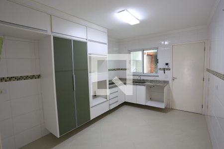 Casa à venda com 80m², 2 quartos e 2 vagasCozinha