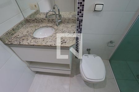 Casa à venda com 80m², 2 quartos e 2 vagasBanheiro da Suíte 1