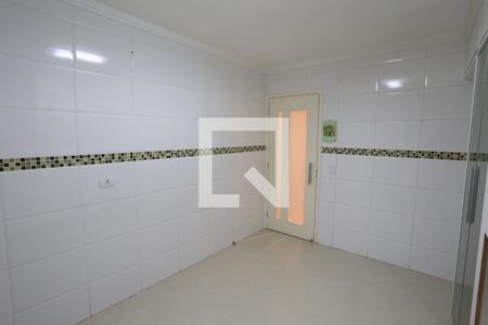 Casa à venda com 80m², 2 quartos e 2 vagasCozinha