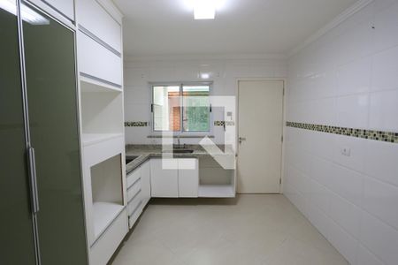 Casa à venda com 80m², 2 quartos e 2 vagasCozinha