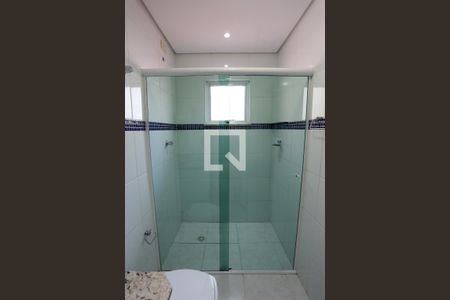 Casa à venda com 80m², 2 quartos e 2 vagasBanheiro da Suíte 1