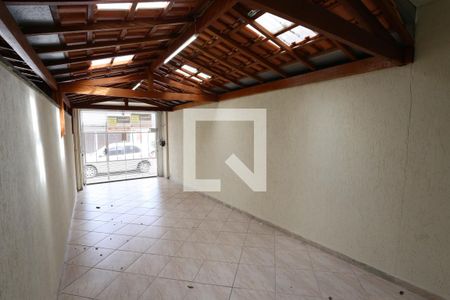 Casa à venda com 80m², 2 quartos e 2 vagasGaragem