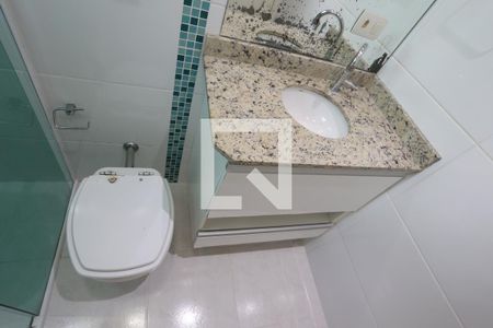 Casa à venda com 80m², 2 quartos e 2 vagasBanheiro da Suíte 2