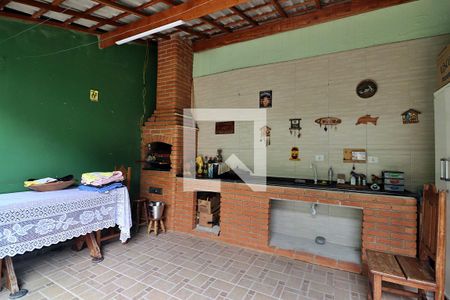Casa à venda com 250m², 3 quartos e 6 vagasChurrasqueira