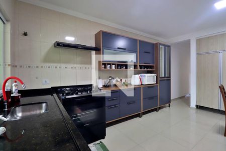 Casa à venda com 250m², 3 quartos e 6 vagasCozinha