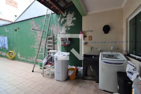 Casa à venda com 250m², 3 quartos e 6 vagasÁrea de Serviço