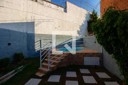 Casa à venda com 100m², 1 quarto e 1 vaga Casa à venda com 100m², 1 quarto e 1 vagaPiscina