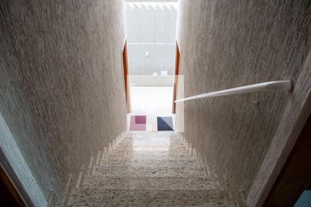 Casa à venda com 33m², 1 quarto e sem vagaEscada