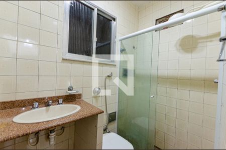 Banheiro de apartamento para alugar com 1 quarto, 44m² em Centro, Niterói