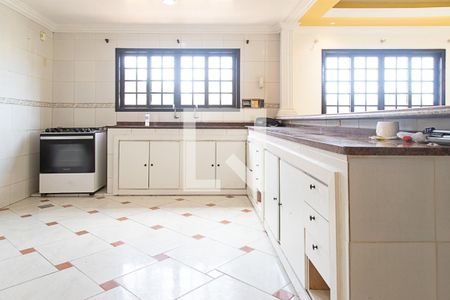 Casa de condomínio à venda com 300m², 4 quartos e 2 vagasCozinha