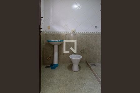 Casa de condomínio à venda com 300m², 4 quartos e 2 vagasBanheiro da suíte 1