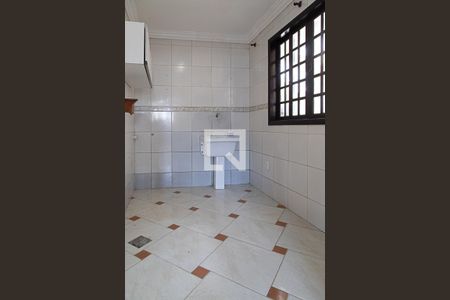 Casa de condomínio à venda com 300m², 4 quartos e 2 vagasLavanderia