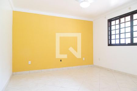 Casa de condomínio à venda com 300m², 4 quartos e 2 vagasQuarto 2