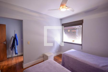 Apartamento à venda com 250m², 3 quartos e 4 vagas Apartamento à venda com 250m², 3 quartos e 4 vagasQuarto 1