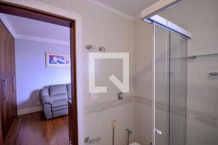 Apartamento à venda com 250m², 3 quartos e 4 vagas Apartamento à venda com 250m², 3 quartos e 4 vagasSuite Quarto 2