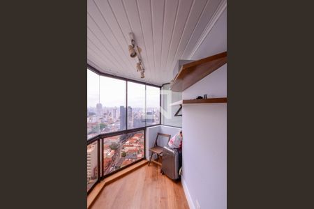 Apartamento à venda com 250m², 3 quartos e 4 vagas Apartamento à venda com 250m², 3 quartos e 4 vagasVaranda