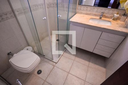 Apartamento à venda com 250m², 3 quartos e 4 vagas Apartamento à venda com 250m², 3 quartos e 4 vagasSuite Quarto 2