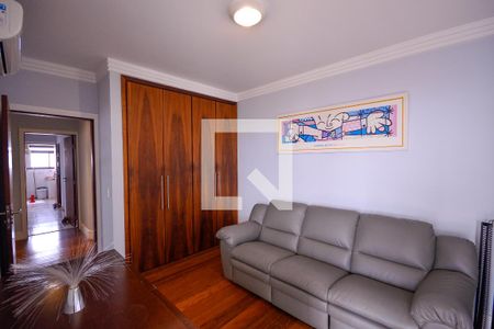 Apartamento à venda com 250m², 3 quartos e 4 vagas Apartamento à venda com 250m², 3 quartos e 4 vagasQuarto 2