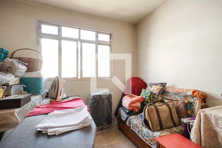Casa à venda com 242m², 3 quartos e 6 vagas Casa à venda com 242m², 3 quartos e 6 vagasQuarto de serviço