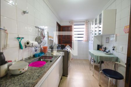 Casa à venda com 104m², 3 quartos e 2 vagasCozinha
