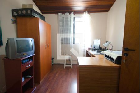 Casa à venda com 104m², 3 quartos e 2 vagasQuarto 2