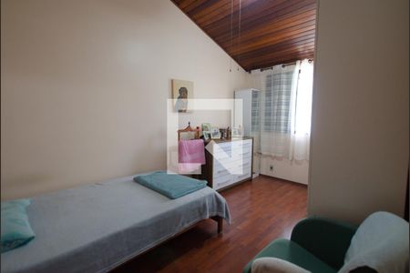 Casa à venda com 104m², 3 quartos e 2 vagasQuarto 3