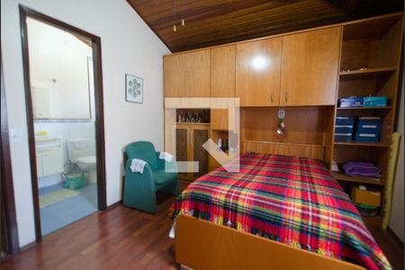 Casa à venda com 104m², 3 quartos e 2 vagasQuarto 1