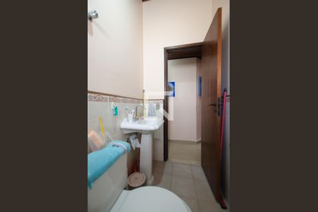 Casa à venda com 104m², 3 quartos e 2 vagasBanheiro