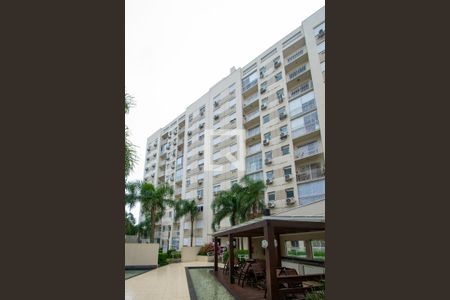 Apartamento à venda com 60m², 2 quartos e 1 vaga Apartamento à venda com 60m², 2 quartos e 1 vagaFachada do bloco