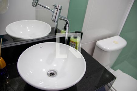 Apartamento à venda com 79m², 3 quartos e 2 vagas Apartamento à venda com 79m², 3 quartos e 2 vagasBanheiro 2