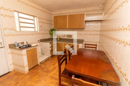 Casa à venda com 60m², 2 quartos e sem vaga Casa à venda com 60m², 2 quartos e sem vagaCozinha