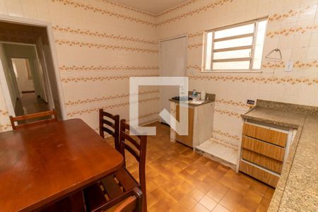 Casa à venda com 60m², 2 quartos e sem vaga Casa à venda com 60m², 2 quartos e sem vagaCozinha