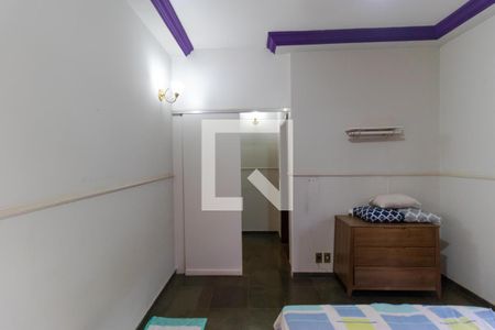 Casa à venda com 358m², 4 quartos e 3 vagas Casa à venda com 358m², 4 quartos e 3 vagasSuíte 02