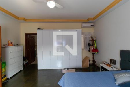 Casa à venda com 358m², 4 quartos e 3 vagas Casa à venda com 358m², 4 quartos e 3 vagasSuíte 01