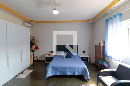 Casa à venda com 358m², 4 quartos e 3 vagas Casa à venda com 358m², 4 quartos e 3 vagasSuíte 01