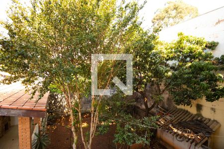 Casa à venda com 358m², 4 quartos e 3 vagas Casa à venda com 358m², 4 quartos e 3 vagasVista da Sacada das Suítes 02 e 03