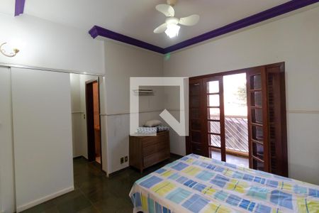 Casa à venda com 358m², 4 quartos e 3 vagas Casa à venda com 358m², 4 quartos e 3 vagasSuíte 02
