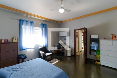 Casa à venda com 358m², 4 quartos e 3 vagas Casa à venda com 358m², 4 quartos e 3 vagasSuíte 01