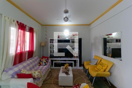 Casa à venda com 358m², 4 quartos e 3 vagas Casa à venda com 358m², 4 quartos e 3 vagasSalas