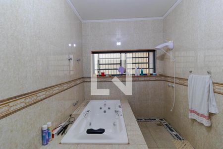 Casa à venda com 358m², 4 quartos e 3 vagas Casa à venda com 358m², 4 quartos e 3 vagasBanheiro da Suíte 01