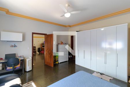 Casa à venda com 358m², 4 quartos e 3 vagas Casa à venda com 358m², 4 quartos e 3 vagasSuíte 01