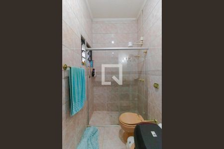 Casa à venda com 358m², 4 quartos e 3 vagas Casa à venda com 358m², 4 quartos e 3 vagasBanheiro da Suíte 03