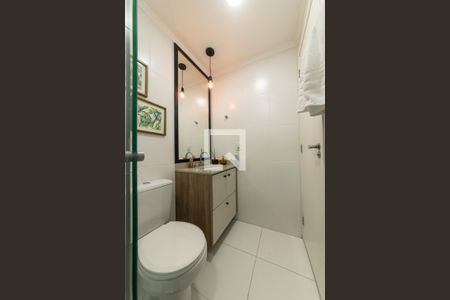 Apartamento à venda com 94m², 2 quartos e 2 vagas Apartamento à venda com 94m², 2 quartos e 2 vagasBanheiro Social