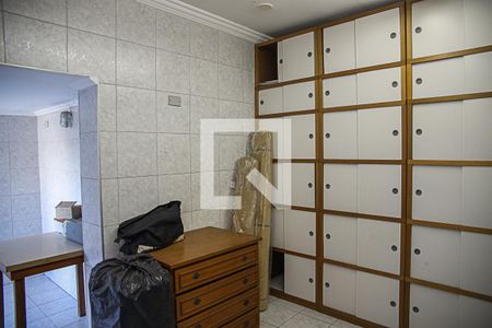 Casa à venda com 298m², 4 quartos e 3 vagasQuarto de Serviço