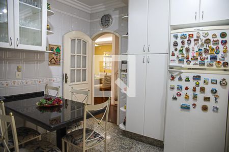 Casa à venda com 298m², 4 quartos e 3 vagasCozinha