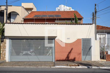 Casa à venda com 298m², 4 quartos e 3 vagasFachada