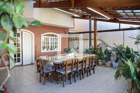 Casa à venda com 298m², 4 quartos e 3 vagasvaranda