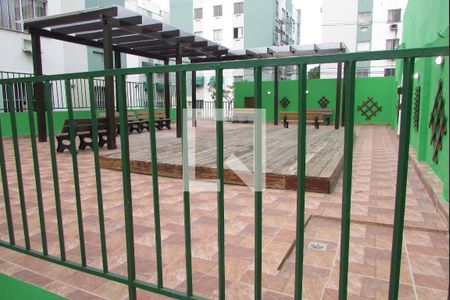 Apartamento para alugar com 52m², 3 quartos e sem vagaÁrea comum