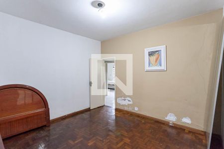 Casa à venda com 250m², 4 quartos e 4 vagasSuíte 